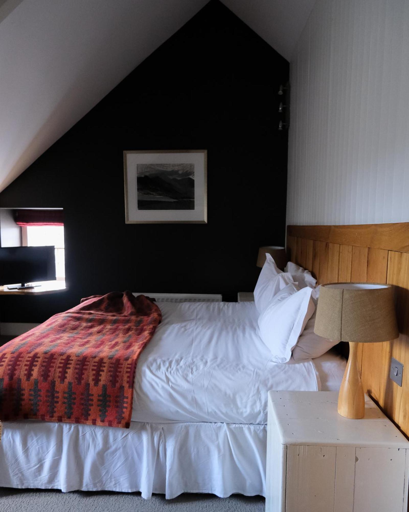 Llys Meddyg Hotel Newport  Buitenkant foto